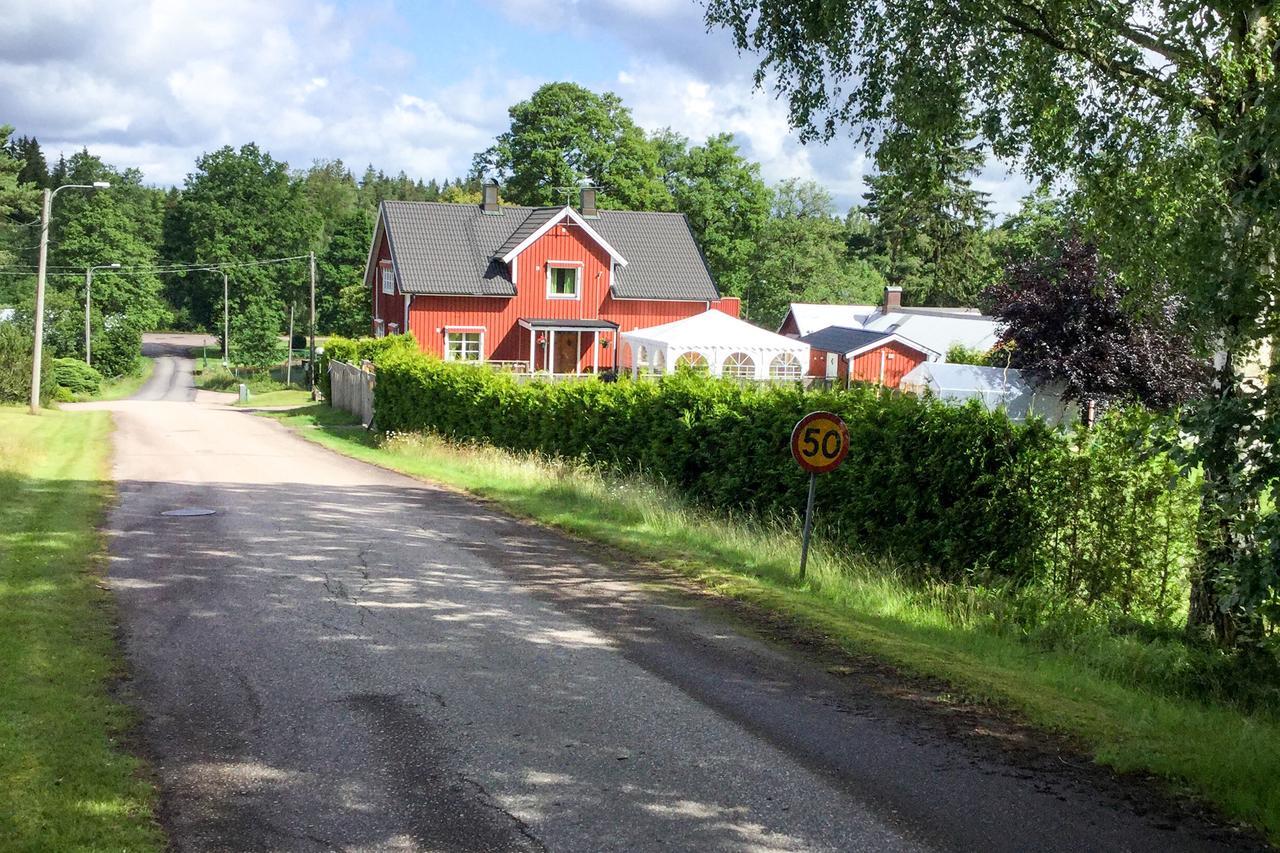 Yaberg Affaren Bed & Breakfast Hyltebruk Kültér fotó